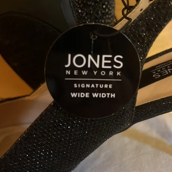Jones New York Sparkly Heels - Picture 2 of 6